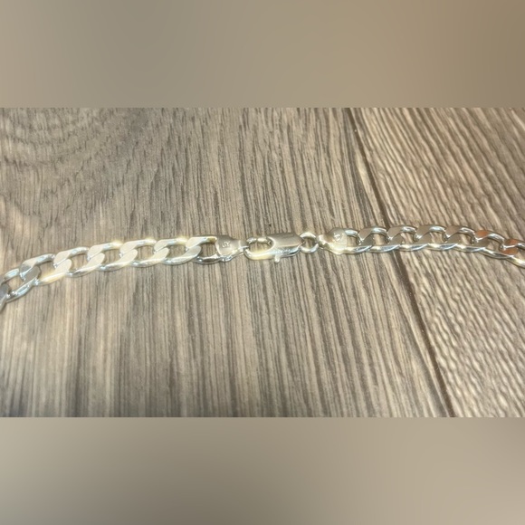 Silver Chain - Picture 4 of 5